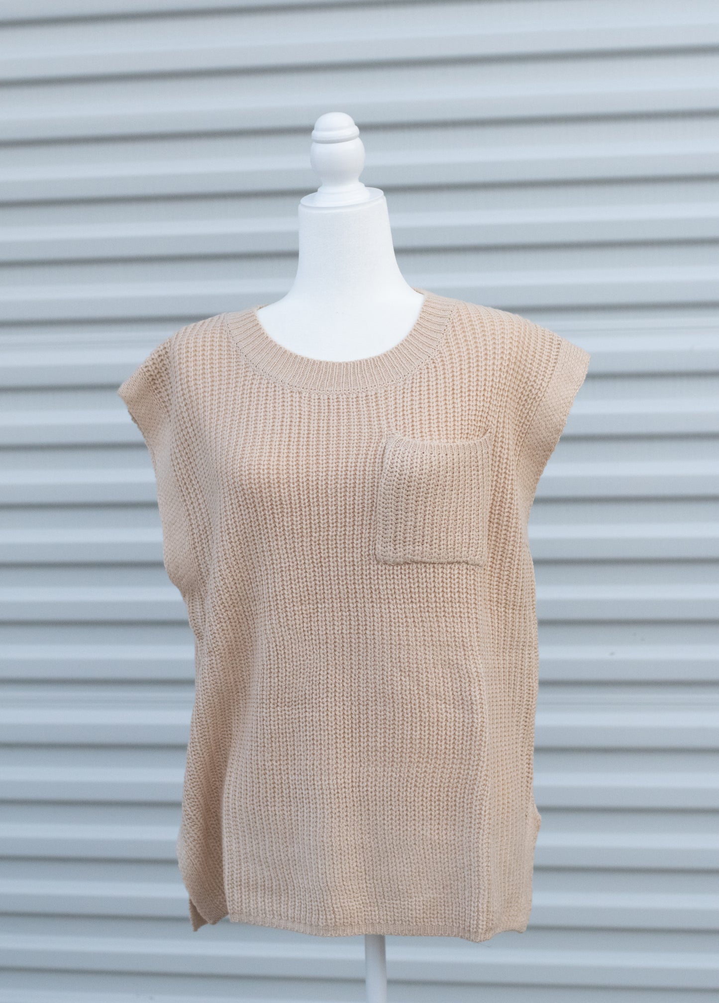 Oatmeal Sleeveless Sweater Top